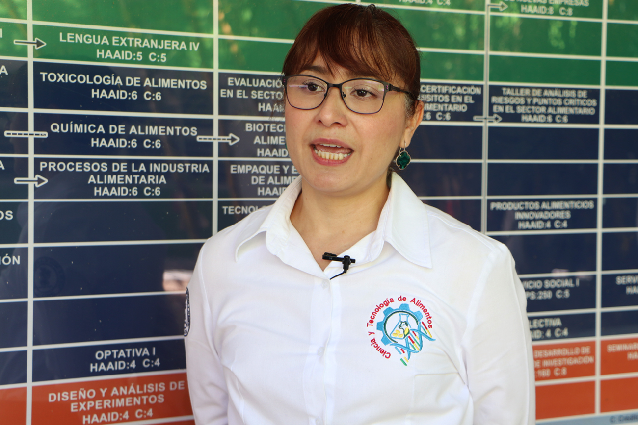 La coordinadora de la licenciatura, Susana Guadalupe Zea Caloca