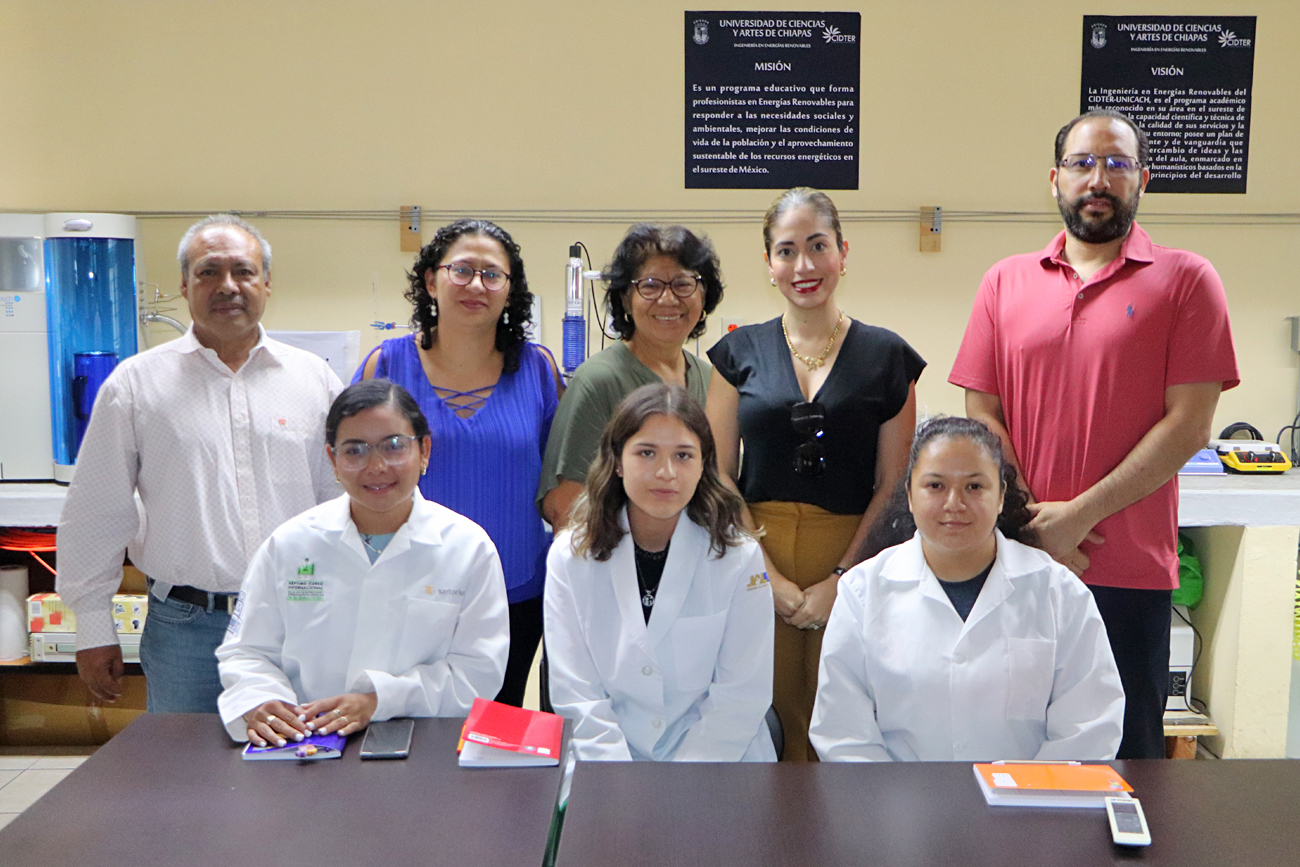 Universitarios del país realizan estancias en la UNICACH