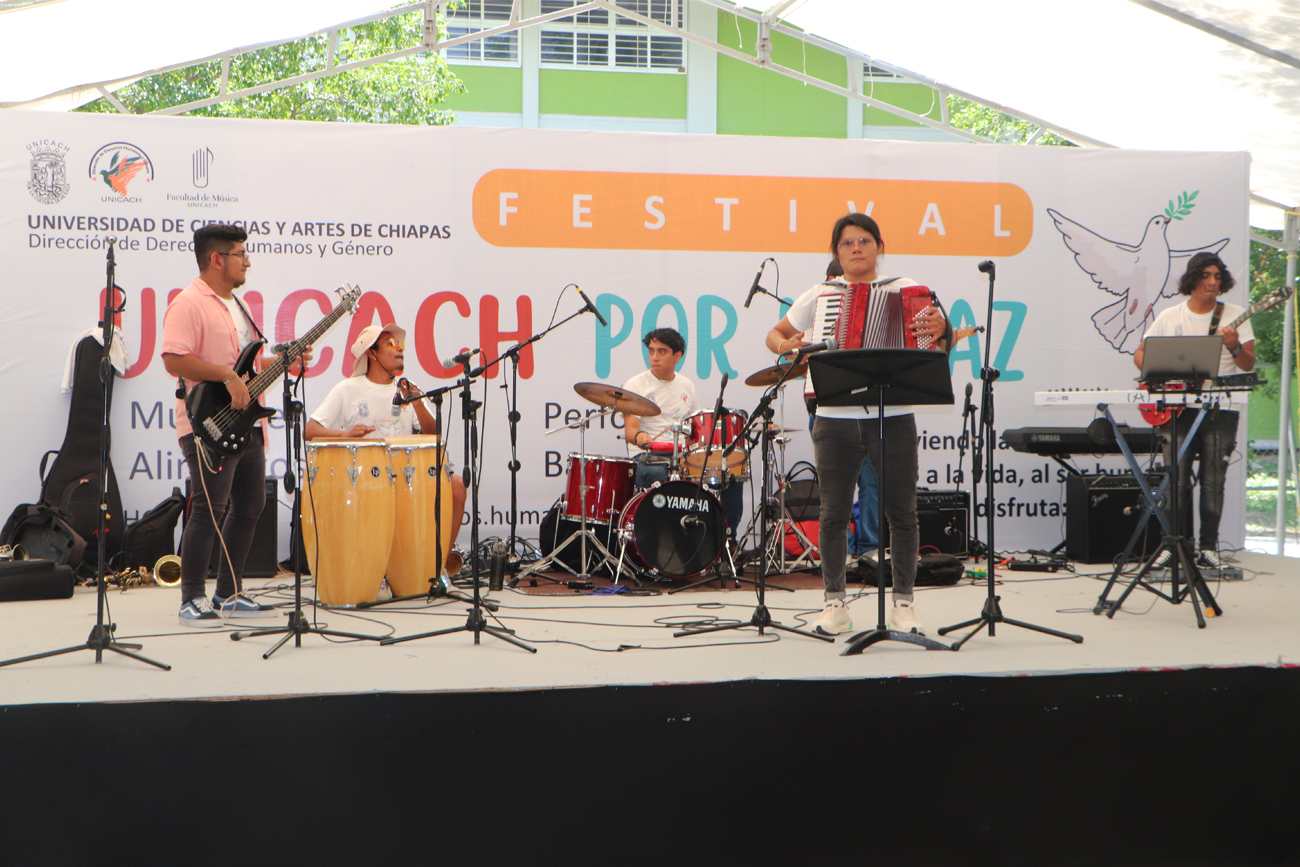 Durante el Festival se presentaron diversas agrupaciones musicales de la Facultad de Música.