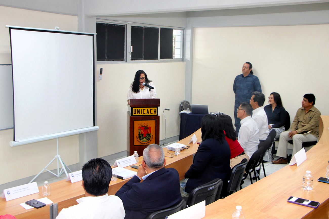 La rectora Reconoció la dedicación de la comunidad de la FCAyTED bajo el liderazgo de su directora.