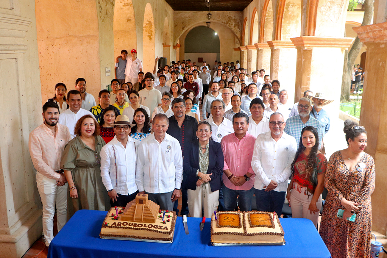 Inician festejos por los 15 y 25 años de estos programas educativos.