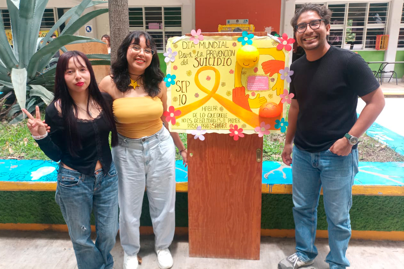 Las y los estudiantes expresaron sus reflexiones y emociones a través del mural Expresiones de vida.