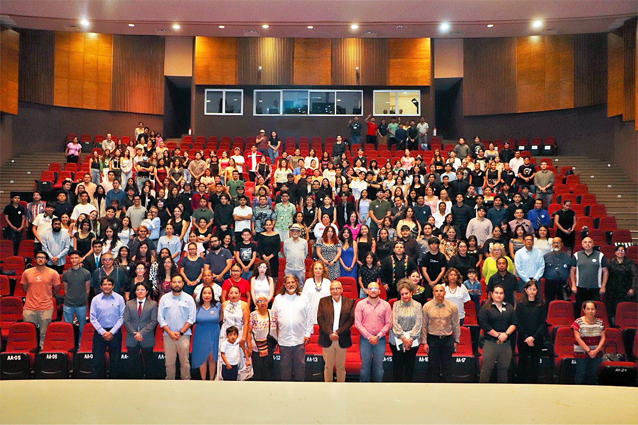 Comunidad UNICACH reflexiona y celebra 15 y 25 años de Arqueología e Historia.
