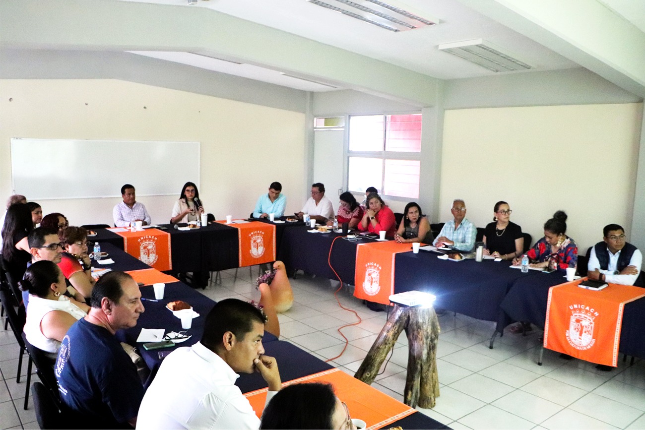 Acuerdan fortalecer  cultura de autoevaluación de programas educativos y gestión institucional.