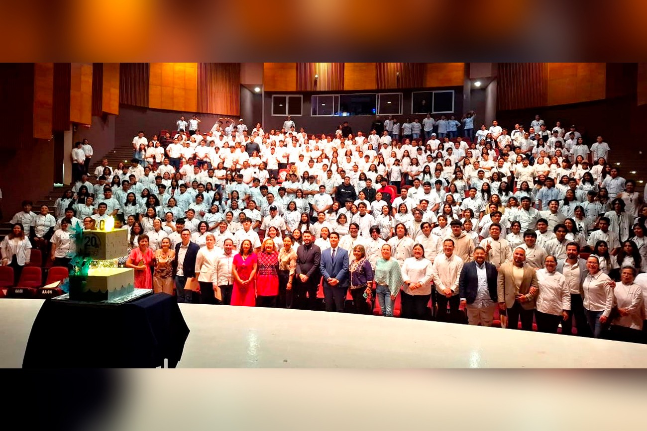  Licenciatura en Gastronomía de la Universidad Autónoma de Ciencias y Artes de Chiapas (UNICACH)