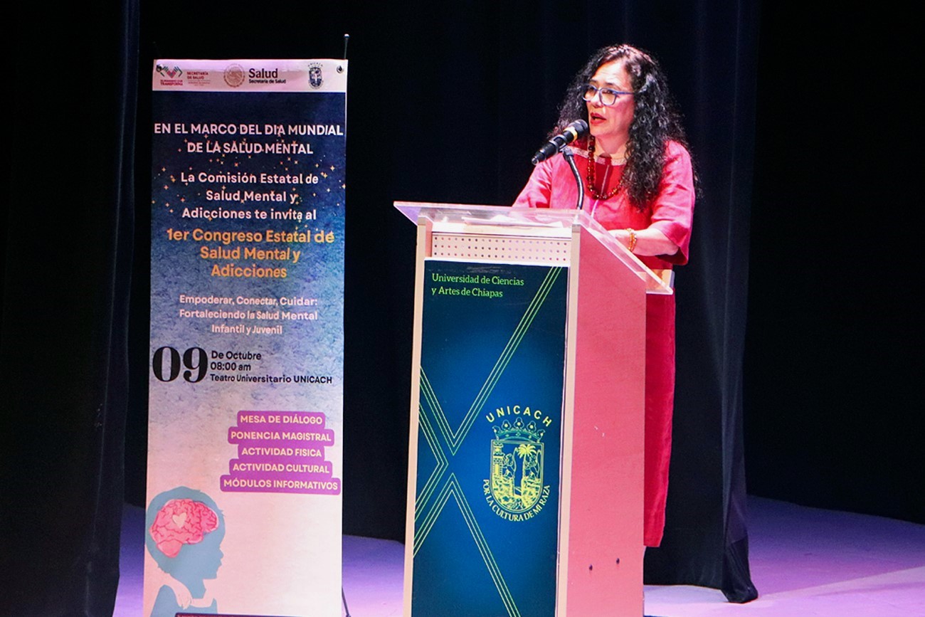 Rectora Fanny López Jiménez