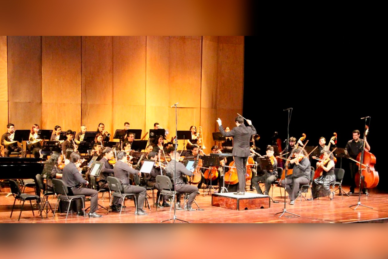 Orquesta Sinfónica y de la Orquesta Sinfónica de Chiapas.