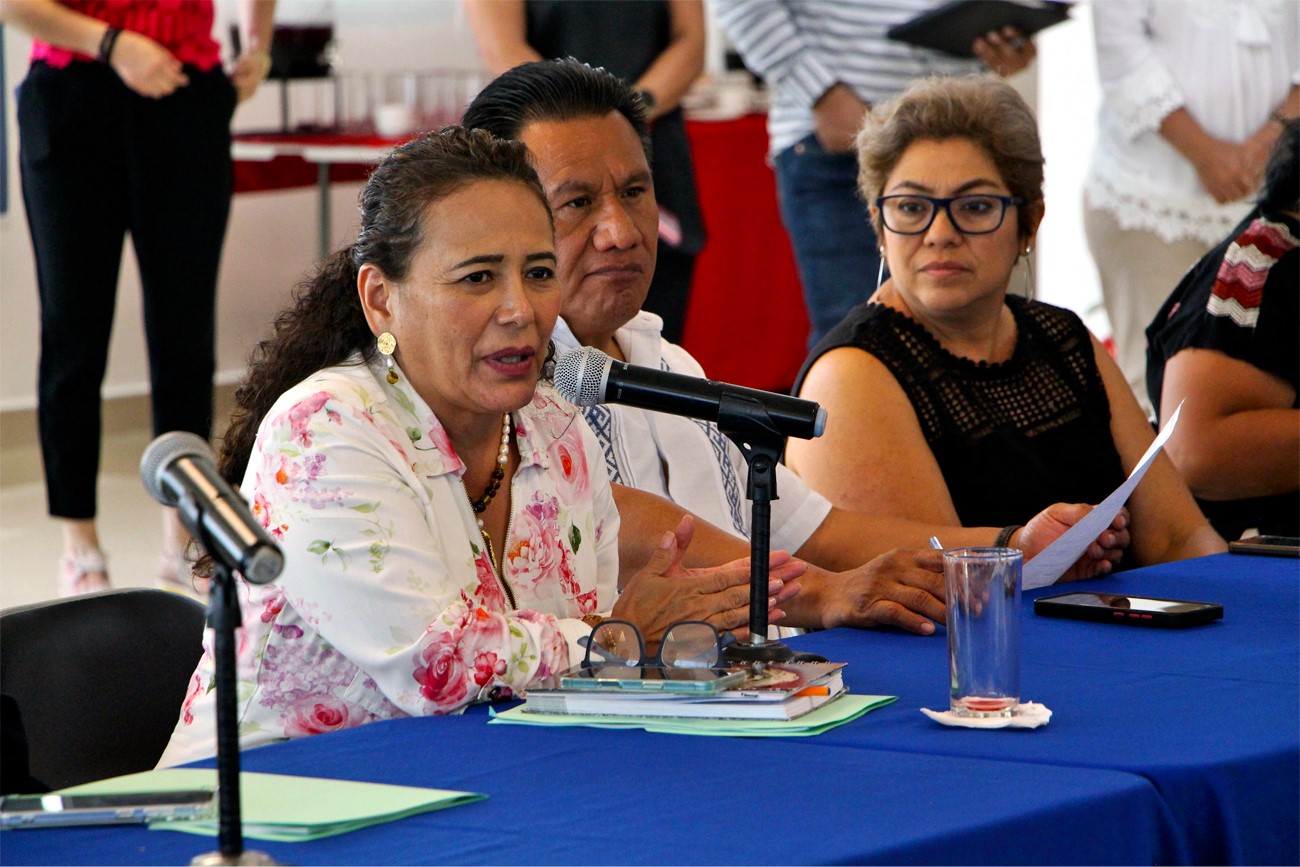 La rectora de la Universidad de Ciencias y Artes de Chiapas (UNICACH)