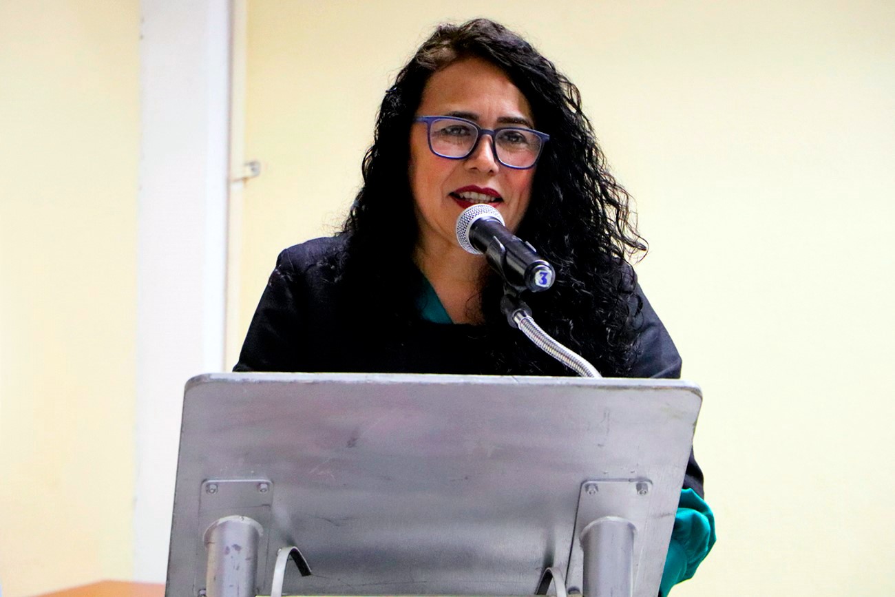 Rectora Fanny López Jiménez 