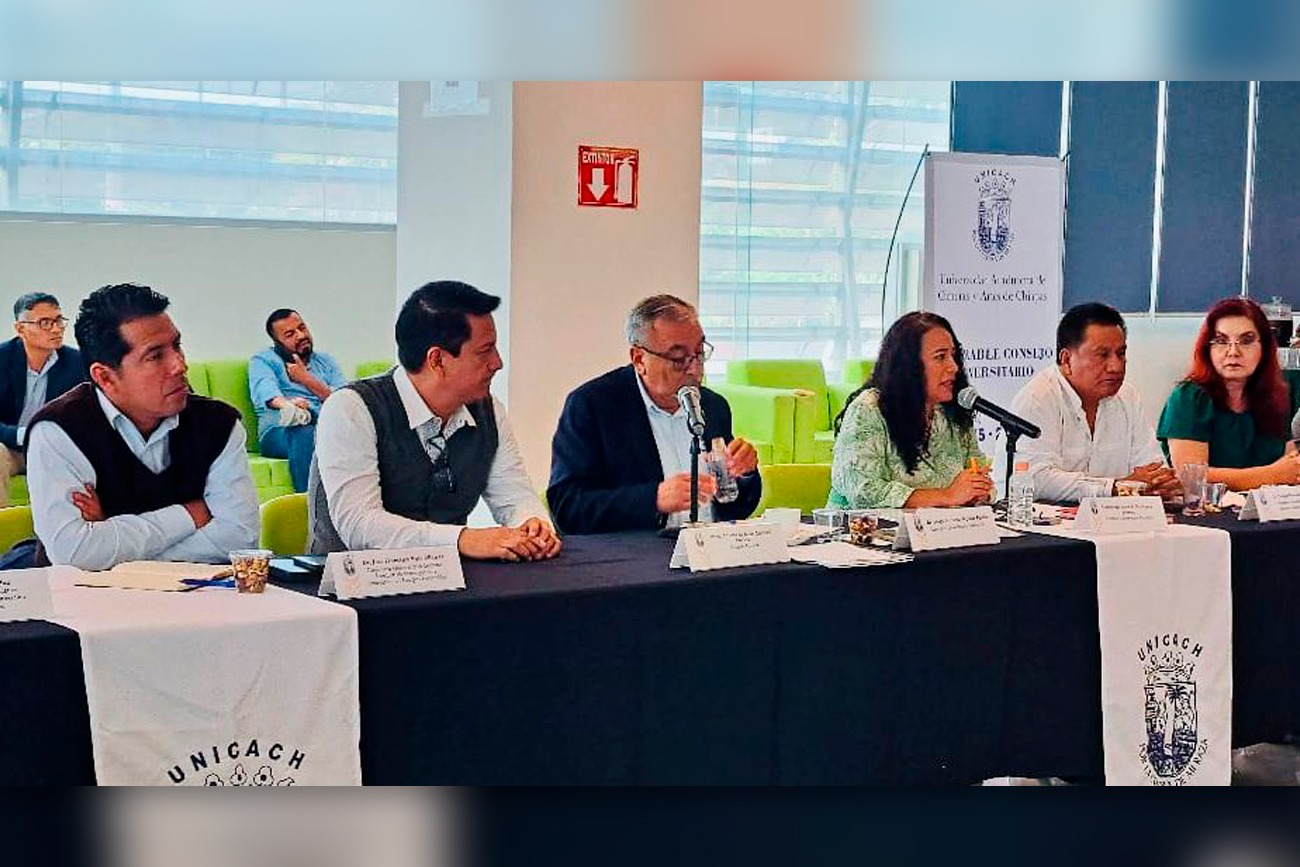  última sesión de este año, el H. Consejo Universitario de la Universidad Autónoma de Ciencias y Artes de Chiapas (UNICACH)