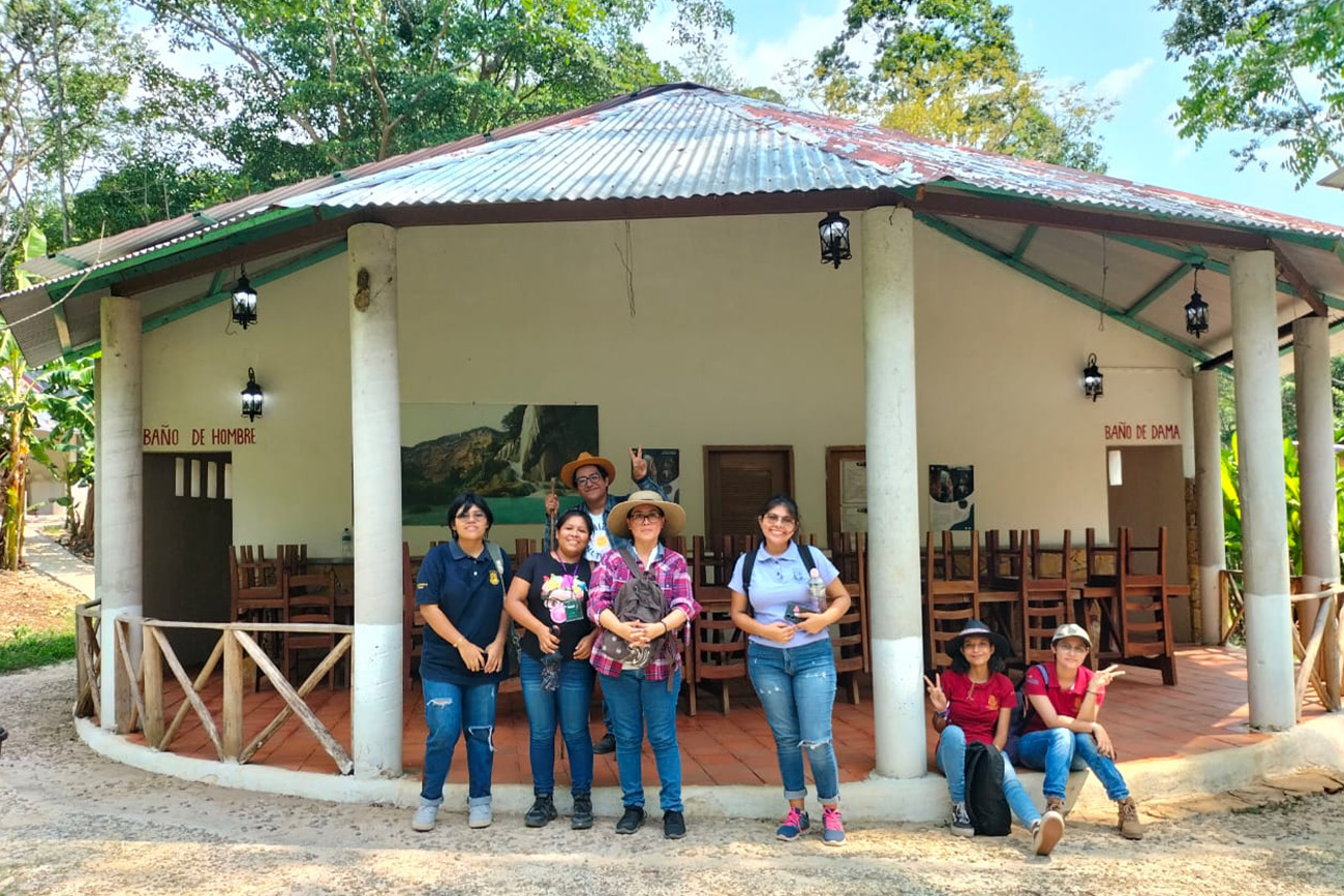  Licenciatura en Desarrollo Humano de la Universidad Autónoma de Ciencias y Artes de Chiapas (UNICACH)