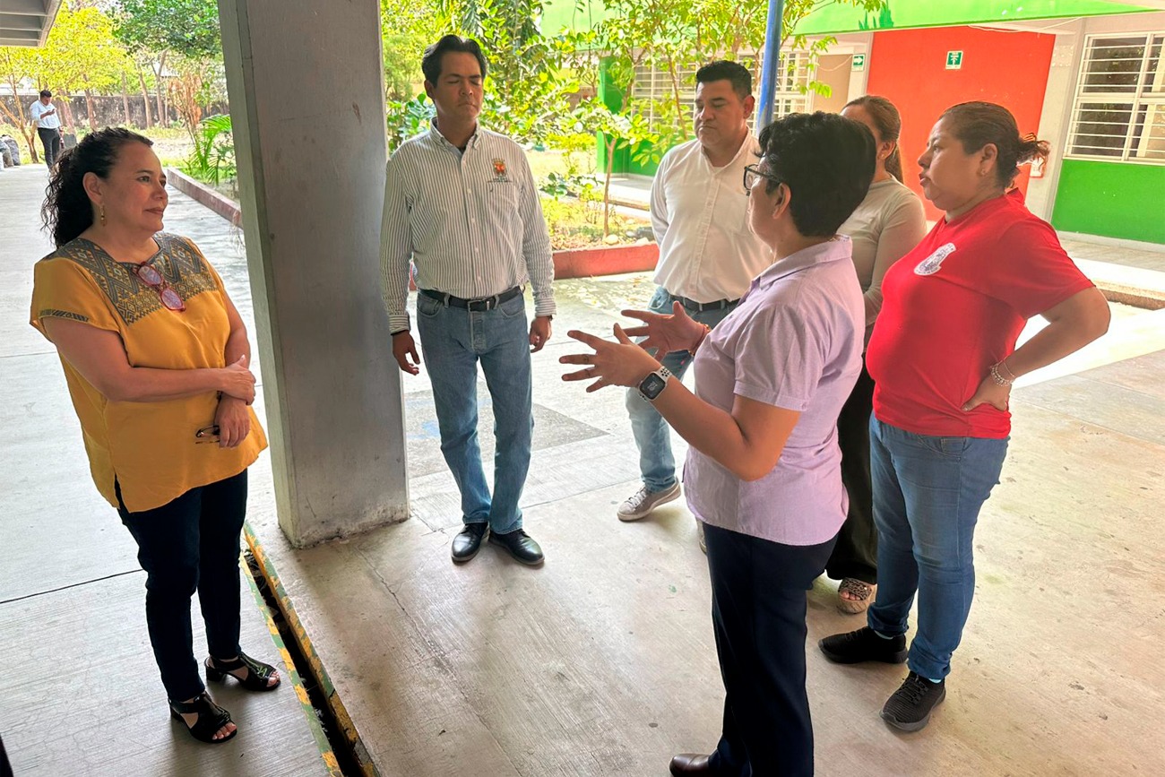 los miembros de la comunidad universitaria expresaron a la rectora de la UNICACH el respaldo a su gestión y reconocieron el liderazgo de su proyecto académico