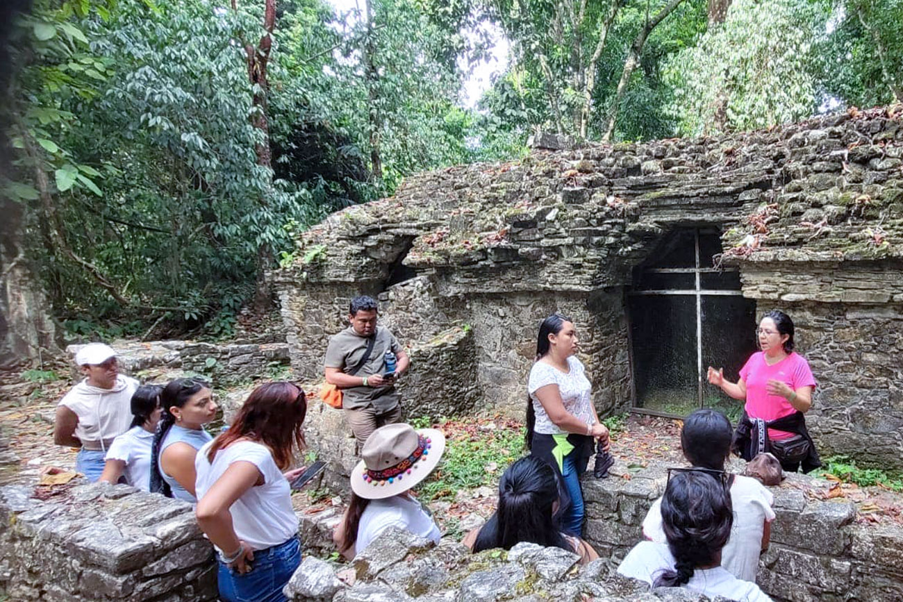 Licenciatura en lenguas con enfoque turístico, innovador programa en la UNICACH