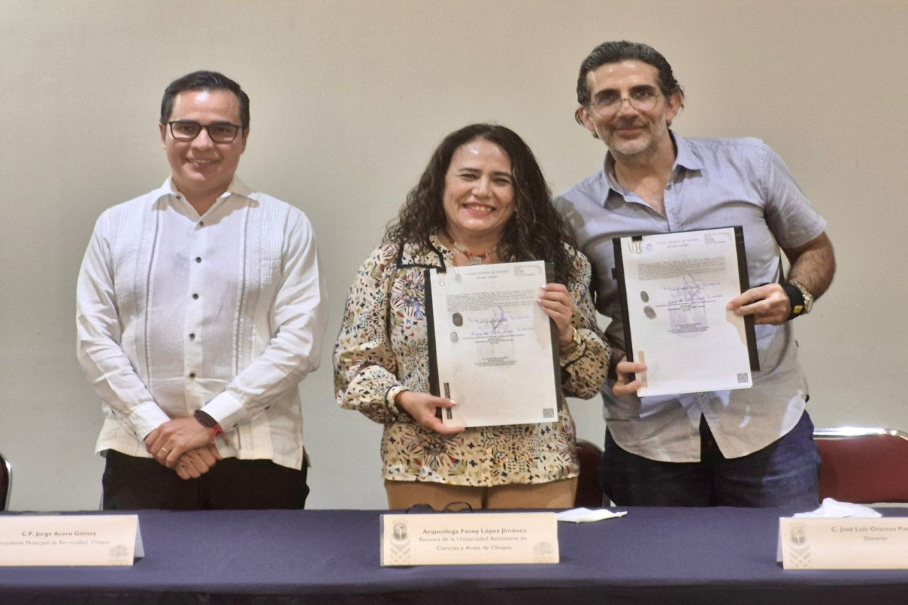 La UNICACH dio un paso significativo en la consolidación de su crecimiento, expansión y fortalecimiento institucional, con la recepción de la escritura pública de donación de un terreno de tres hectáreas en el municipio de Berriozábal,