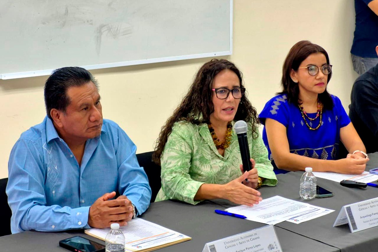 Encabeza rectora de UNICACH Fanny López Jiménez Primera Sesión del Comité de Innovación y Gestión para la Calidad.