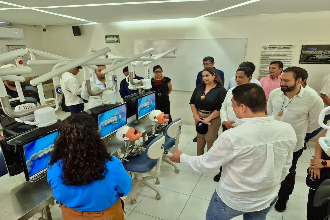 La rectora dio la bienvenida a los ediles de Chiapa de Corzo, Villa Corzo, Venustiano Carranza, Ocozocoautla y Suchiate, así como a representantes de los ayuntamientos de Simojovel y Ocosingo