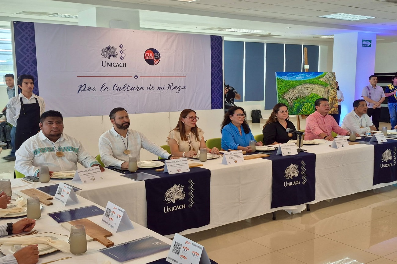 La rectora señaló que la transformación debe impulsarse desde el territorio, por lo que resaltó la importancia de fortalecer el diálogo y la colaboración con los gobiernos municipales