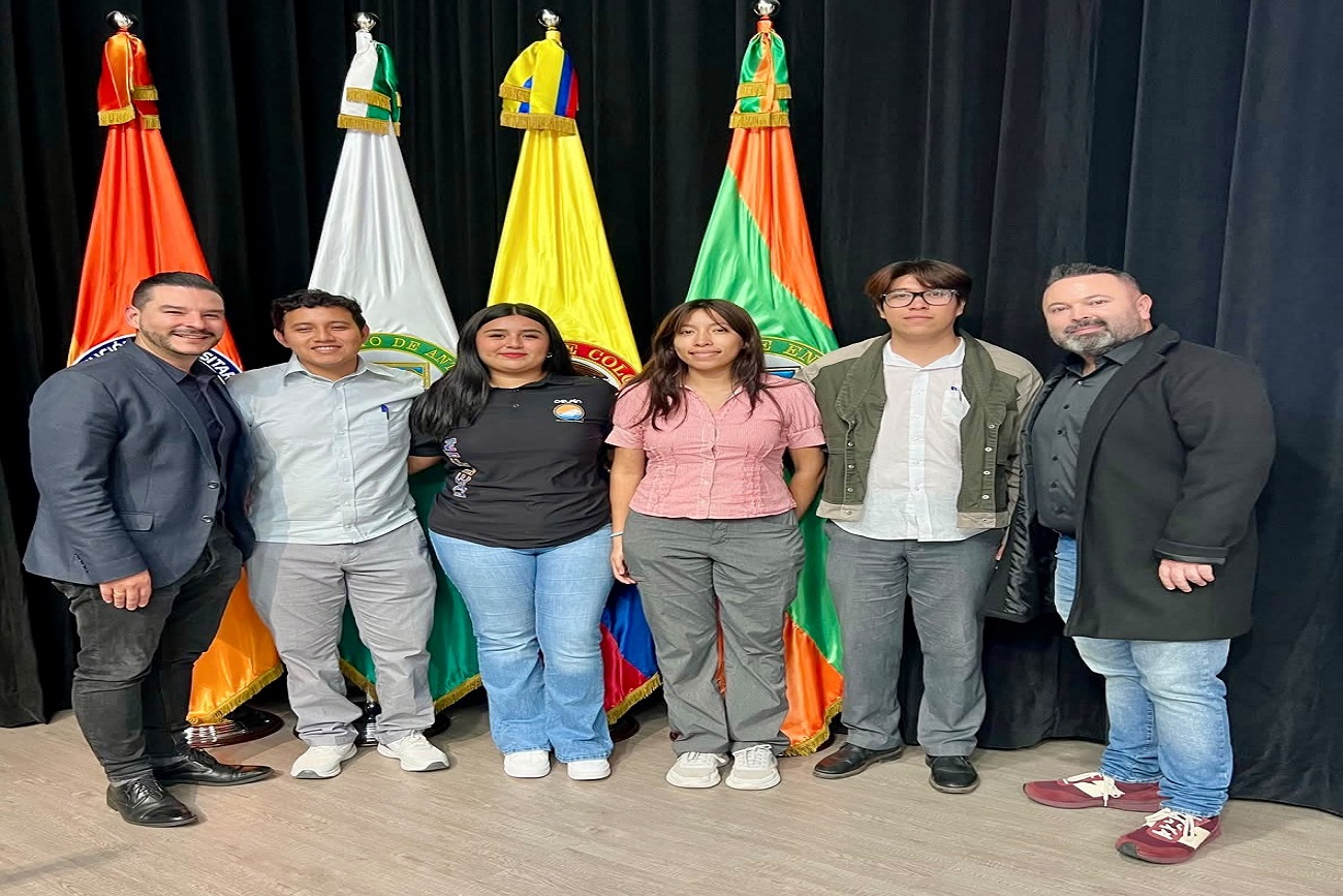 La rectora Fanny López Jiménez detalló que la universidad alcanzó participación récord con 141 estudiantes