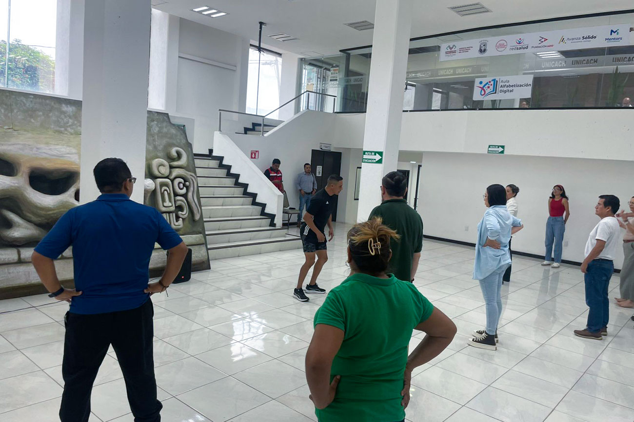 Impulsa UNICACH activación física entre su personal administrativo