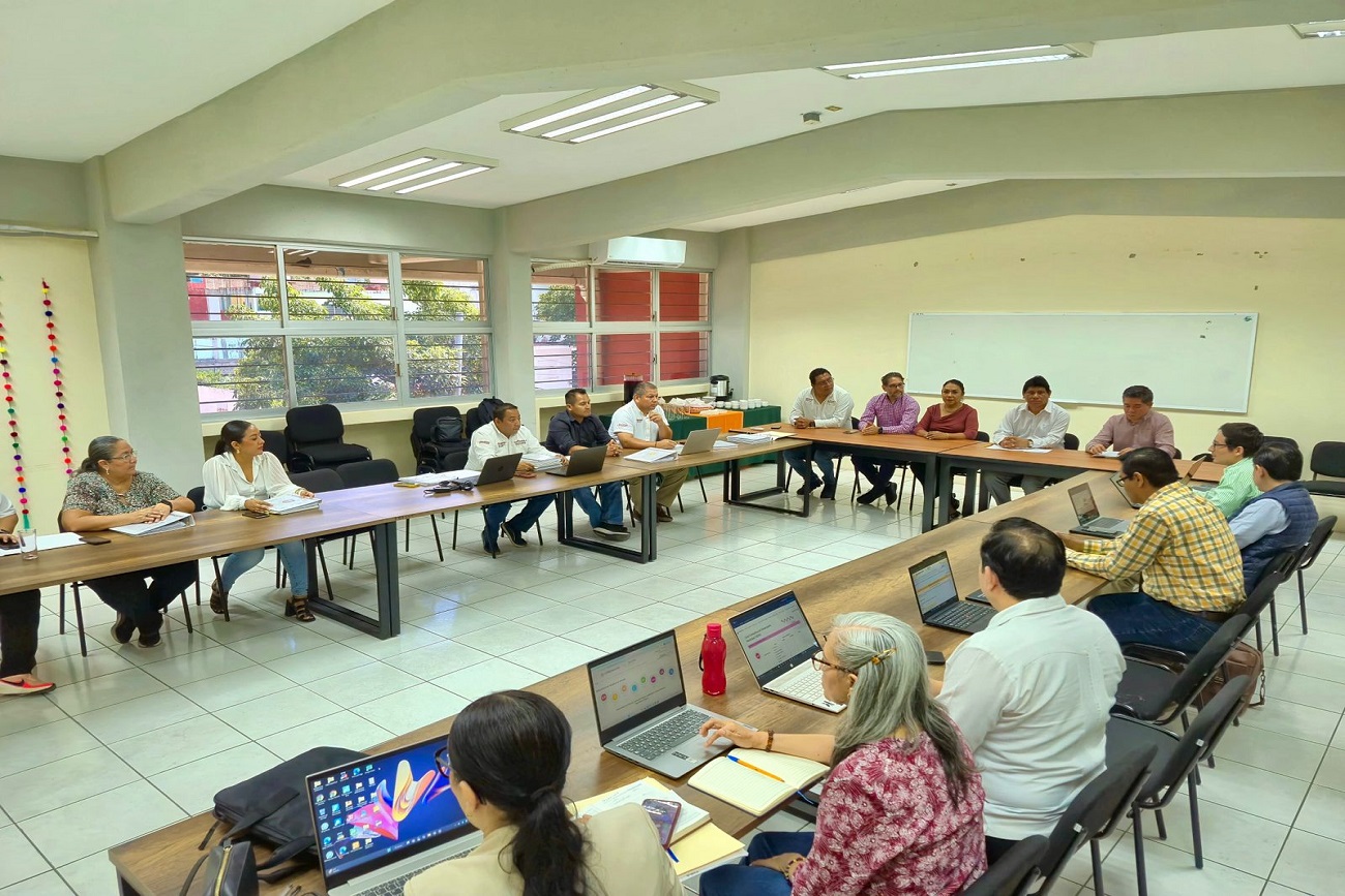 UNICACH fortalece capacidades municipales mediante evaluación del desempeño