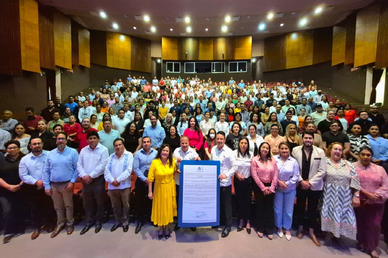 Con este acuerdo, la UNICACH refrenda su compromiso con el bienestar de su comunidad laboral 