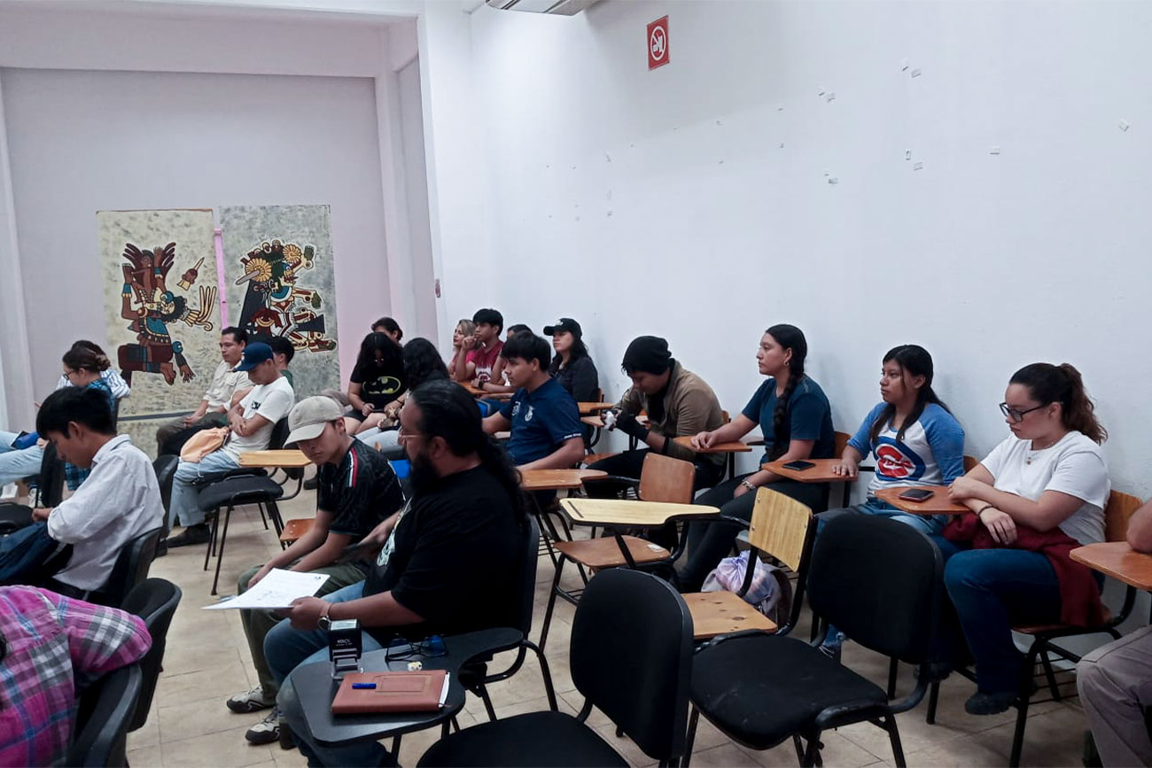 Fortalecen formación de estudiantes de Arqueología-UNICACH en restauración con cal viva
