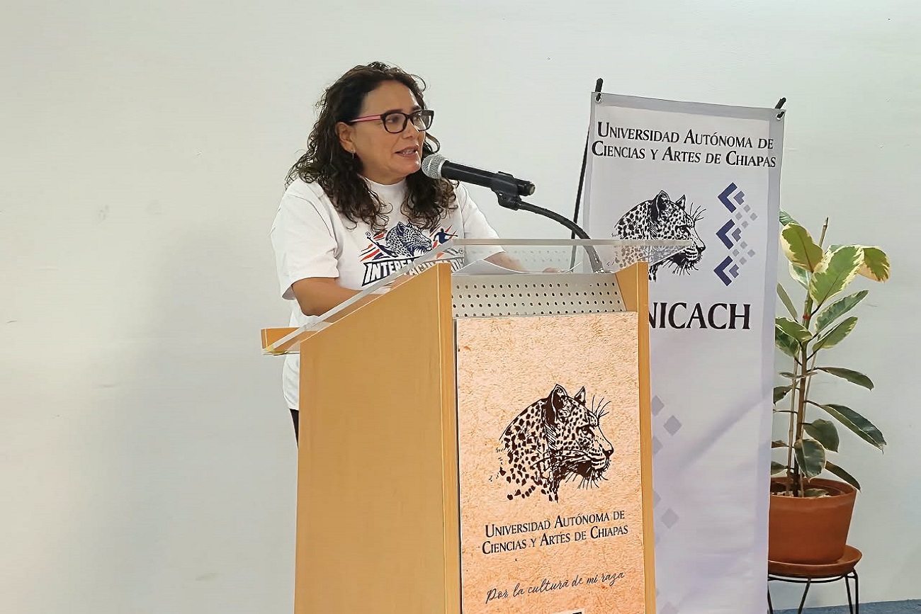 La rectora de la Universidad Autónoma de Ciencias y Artes de Chiapas (UNICACH), Fanny López Jiménez, inauguró el Torneo Interfacultades 2026