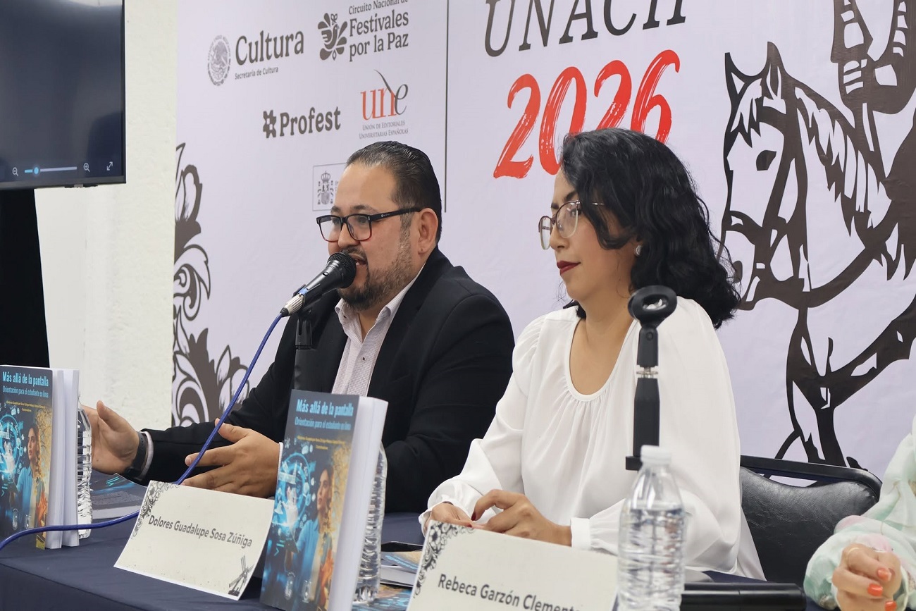 la UNICACH continúa promoviendo exitosamente su producción editorial a través del estand de la Librería Universitaria, presentaciones de libros, gaceta y  conversatorios,