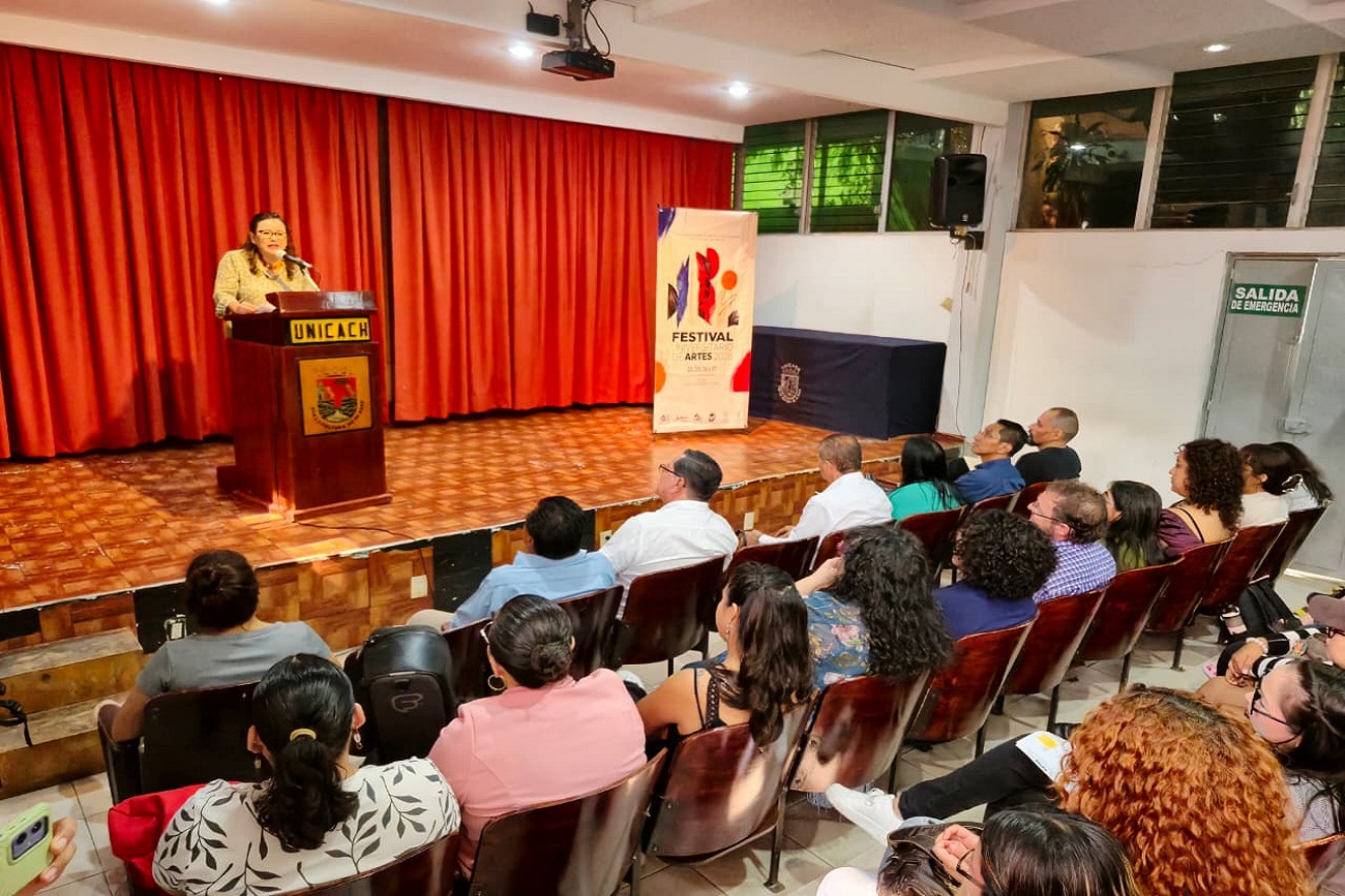  Inaugura rectora de UNICACH Festival Universitario de Artes 2026