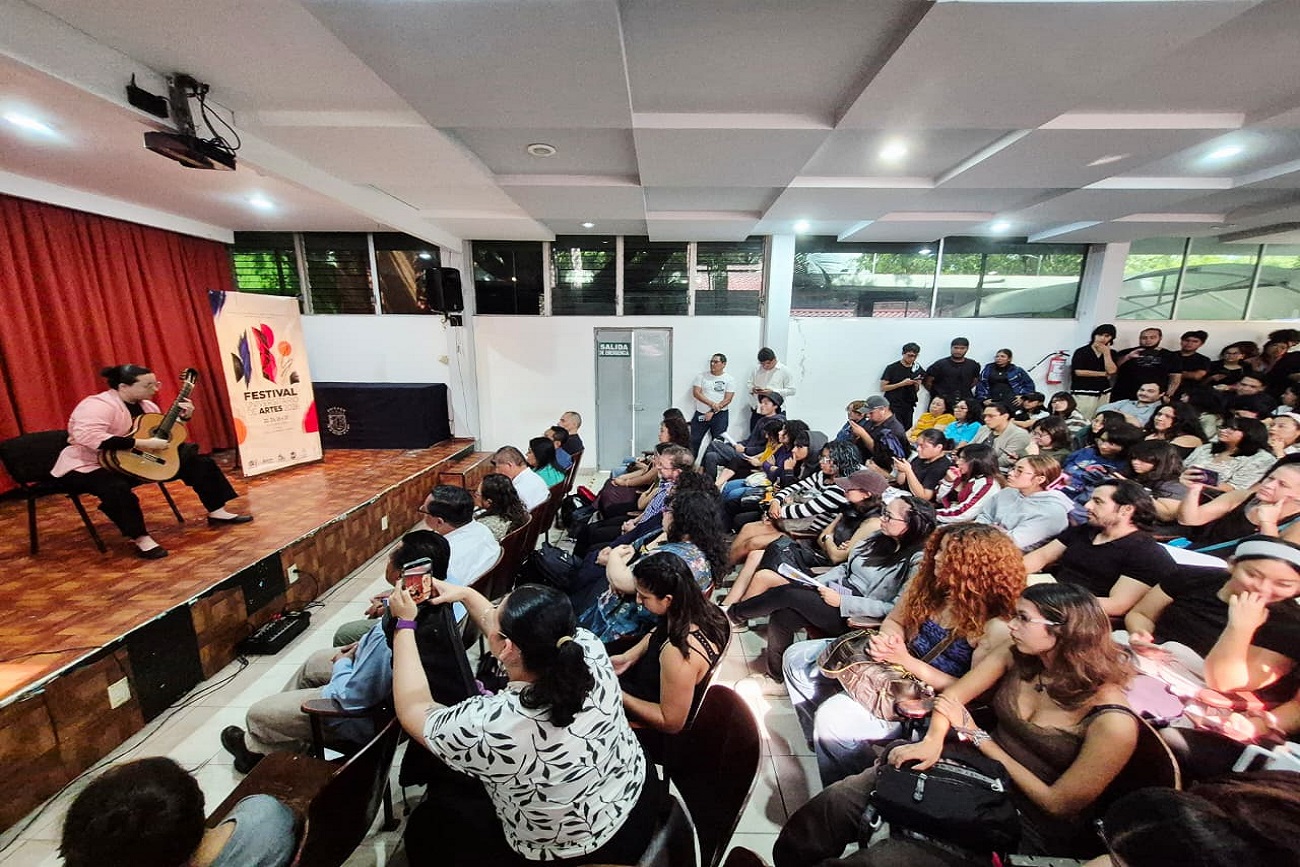Fanny López Jiménez destacó la importancia de las expresiones artísticas y culturales en la formación integral y la vinculación con la sociedad